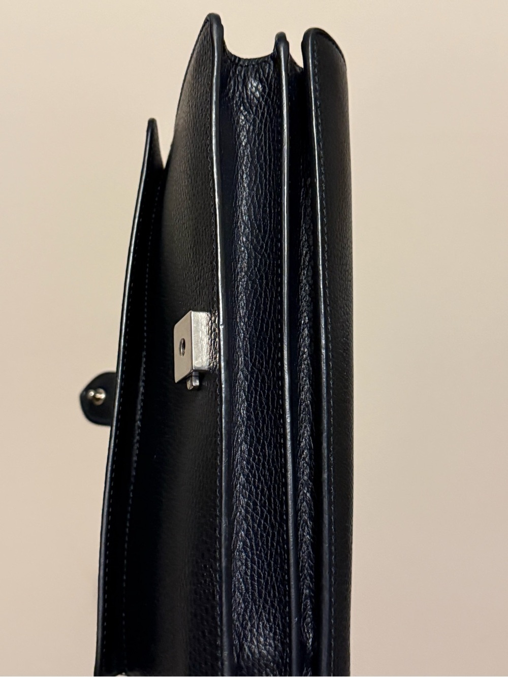 GUCCI MEDIUM DIONYSUS- Black Leather Chain Shoulder Bag with Silver Hardware - Picture 5 of 9